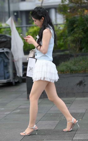 25828-12-75√肉丝蛋糕裙清秀女生 8P