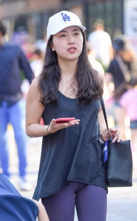 美丽的紧身瑜伽裤女士 [22P]