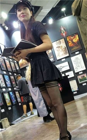 4k-极品性感黑丝袜高跟鞋短裙美腿大美女