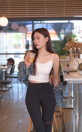 何必太多情MJ3189