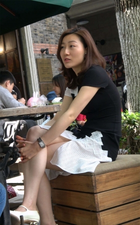 下午茶的气质连衣裙美腿美女