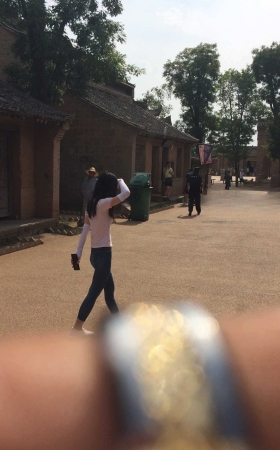 街拍大赛第三季—-翘臀七分牛仔裤 [26P]