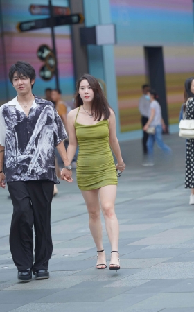 漂亮女友~羡慕不已 [23P]