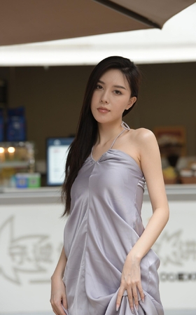 搭讪美腿小仙女