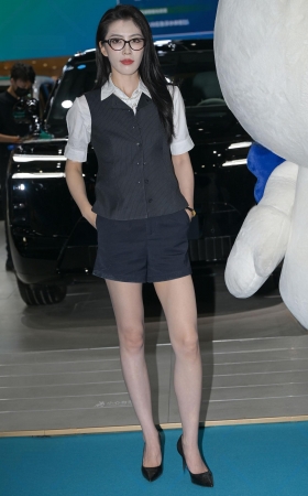 制服风情 [16P]