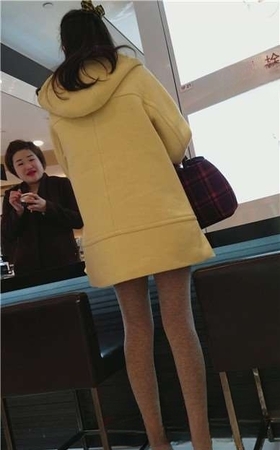 4k-黄色外套美腿高跟鞋美女超级个性的丝袜打底裤