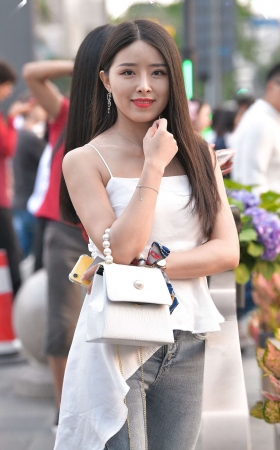 黄昏后de紧牛小姐姐 [23P]