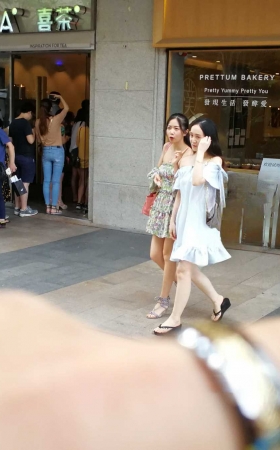 连衣短裙，美腿，凉高，美女（17） [18P]