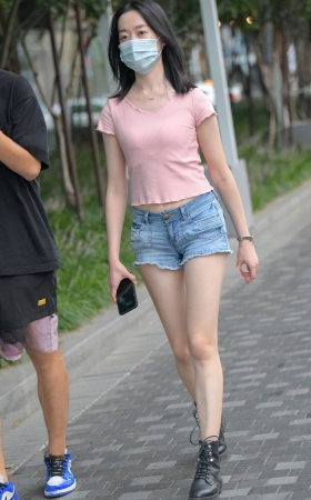 可爱邻家小妹 [18P]