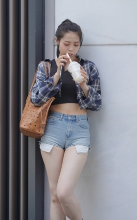 爱笑的女孩