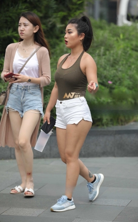 饱满的身材 [26P]
