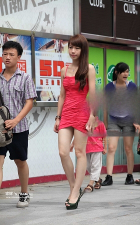 红色短裙mm [11P]