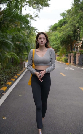 一只麋鹿摄影作品●黑色紧身瑜伽裤美女 【套图+视频】 [10P]