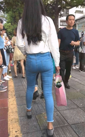 这个牛仔美臀可以玩一年