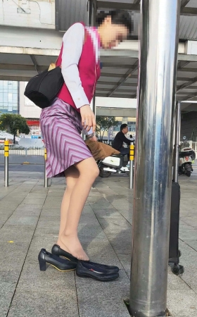 4K罕见南航空姐下班肉丝换鞋经典时刻 5P