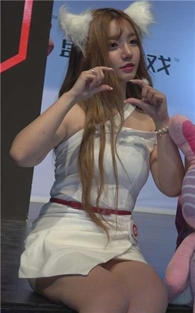 清纯甜美可爱小清新美女showgirl