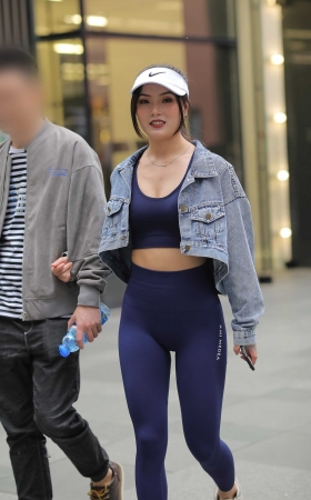 有个爱健身的女友 真幸福 [26P]