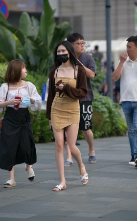 街拍包臀短裙美腿美眉 [19P]