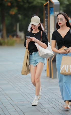 四九城嘎子街拍作品 – 理想中的女朋友