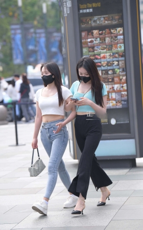 街拍牛仔小清新妹子组合 [23P]