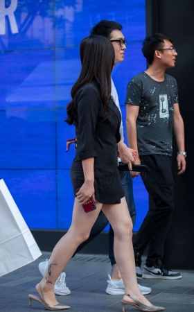 B48、回眸一笑太可爱 [22P]