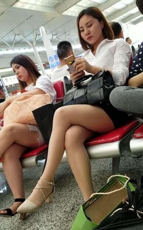 4k超清，丝袜大长腿美女，尽管坐着一样尽显好身材