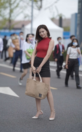 精致靓丽姐妹花