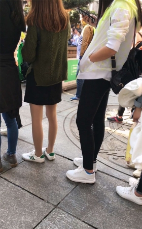 长腿大美女