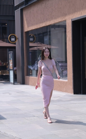 21725-3+76/性感的美少妇