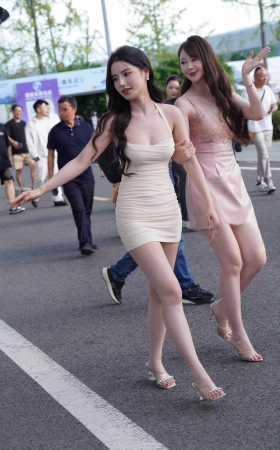 白皙 [10P]