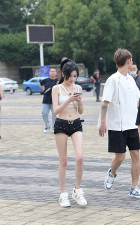 炎炎夏日的一抹清凉~ [20P]