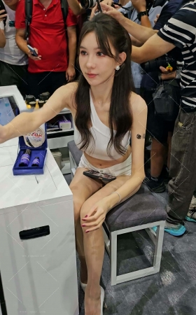 小闹4K无水印视频 3分36秒 [5P]