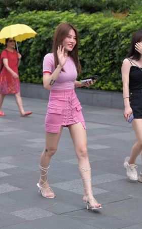 性感包臀裙小姐姐 [15P]