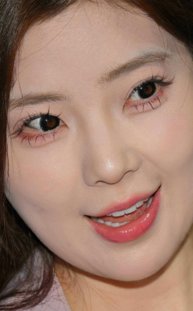 26529-3-196√深港澳春晓-绝色颜爆美足 13P