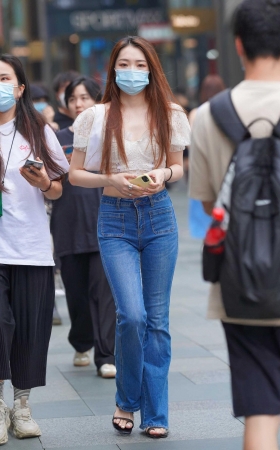 颇有年代感的牛仔裤 [14P]