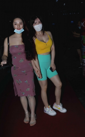 好身材的姐妹花 [19P]