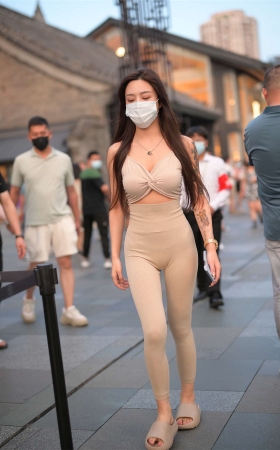 翘的刚刚好