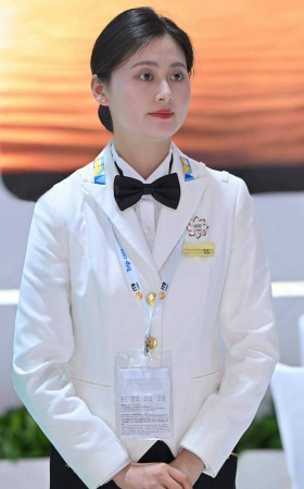 26526-41-138√裙里丝-靓丽服务员1号 13P