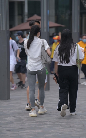灰色性感紧身裤
