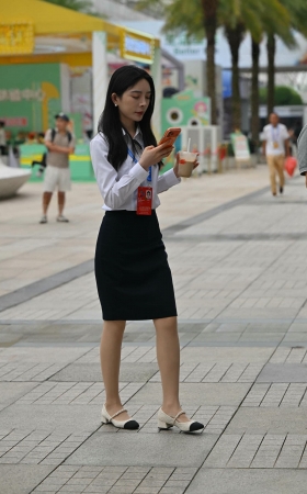 靓丽白领肉丝美腿 [20P]