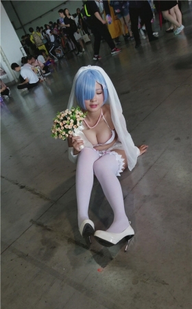 性感的coplay妹子