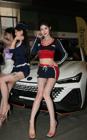 美腿美zu模特 [19P]
