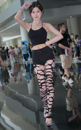 美腿小雯 [26P]