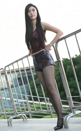 长腿黑丝性感高跟美女 [19P]