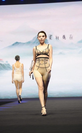 塑身美女走秀3A8112[855M]