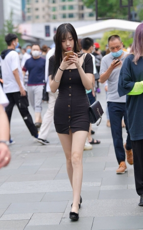美腿包臀裙小姐姐 [13P]