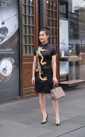 视觉冲击街拍作品 – 甜心美人