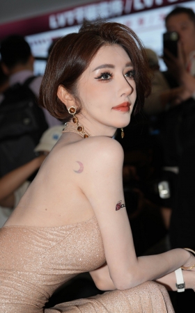 薄如蝉翼的肉丝 128P-4.38GB