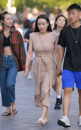 咖色长裙 [11P]