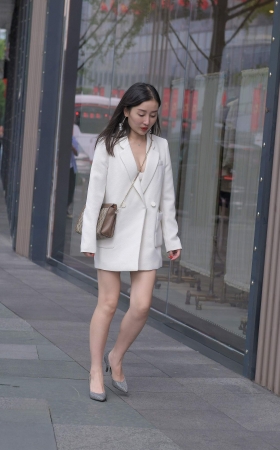 白皙美胸**~ [15P]